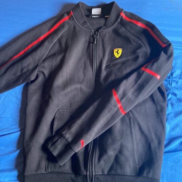 Puma x Ferrari 🔥🔥 - Picture 4 of 4